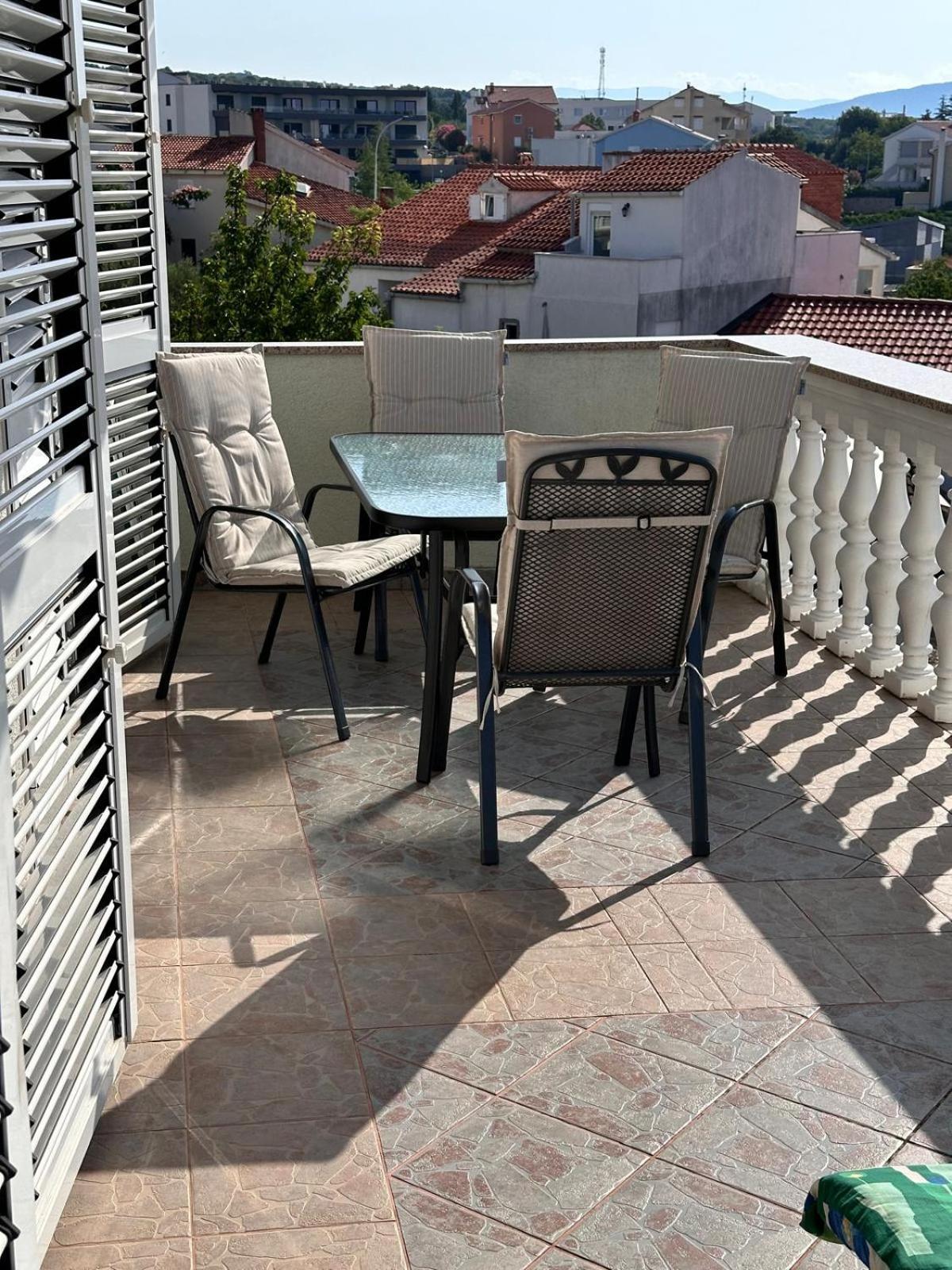 Apartmani Djurda كرك المظهر الخارجي الصورة