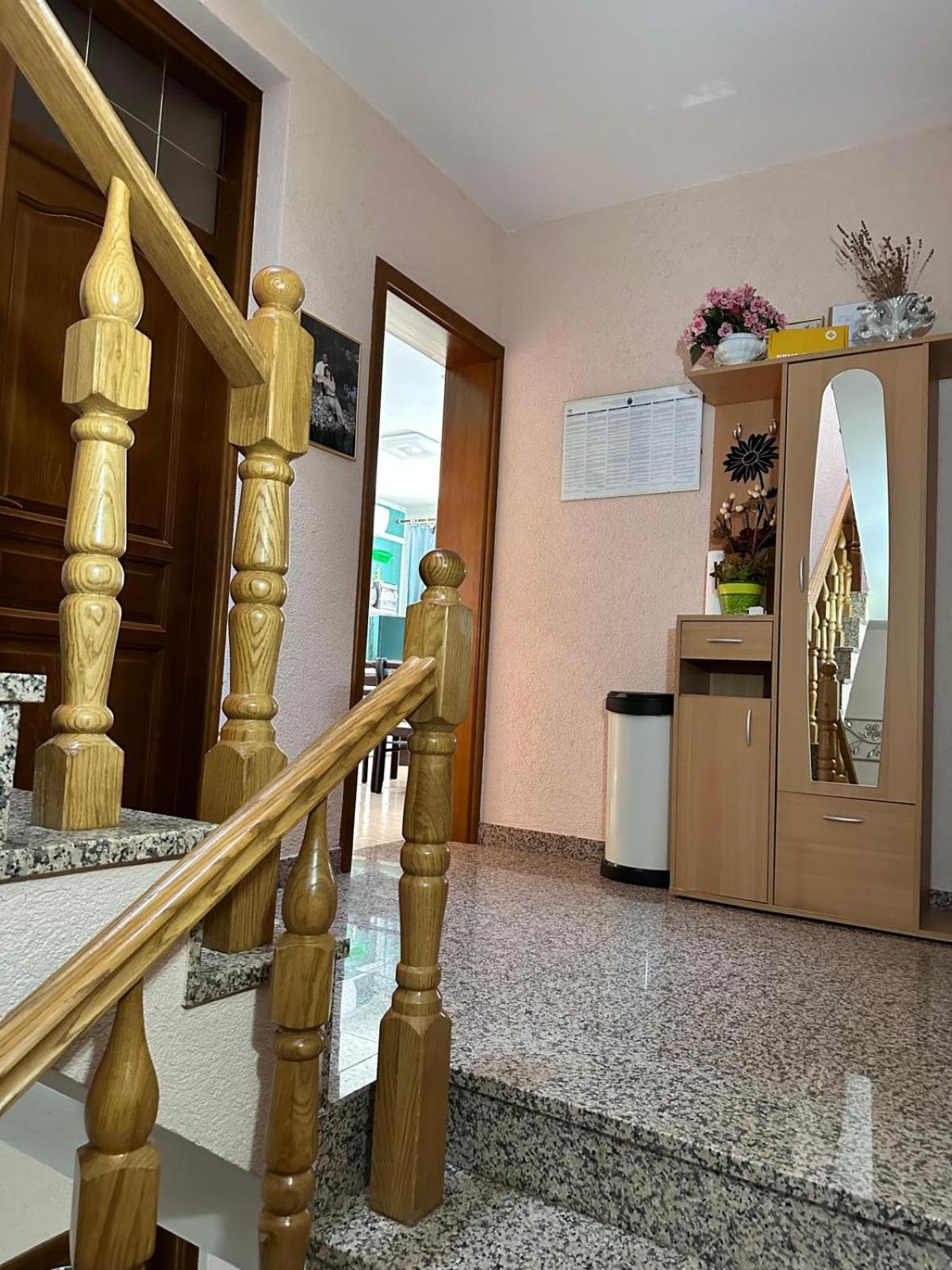 Apartmani Djurda كرك المظهر الخارجي الصورة