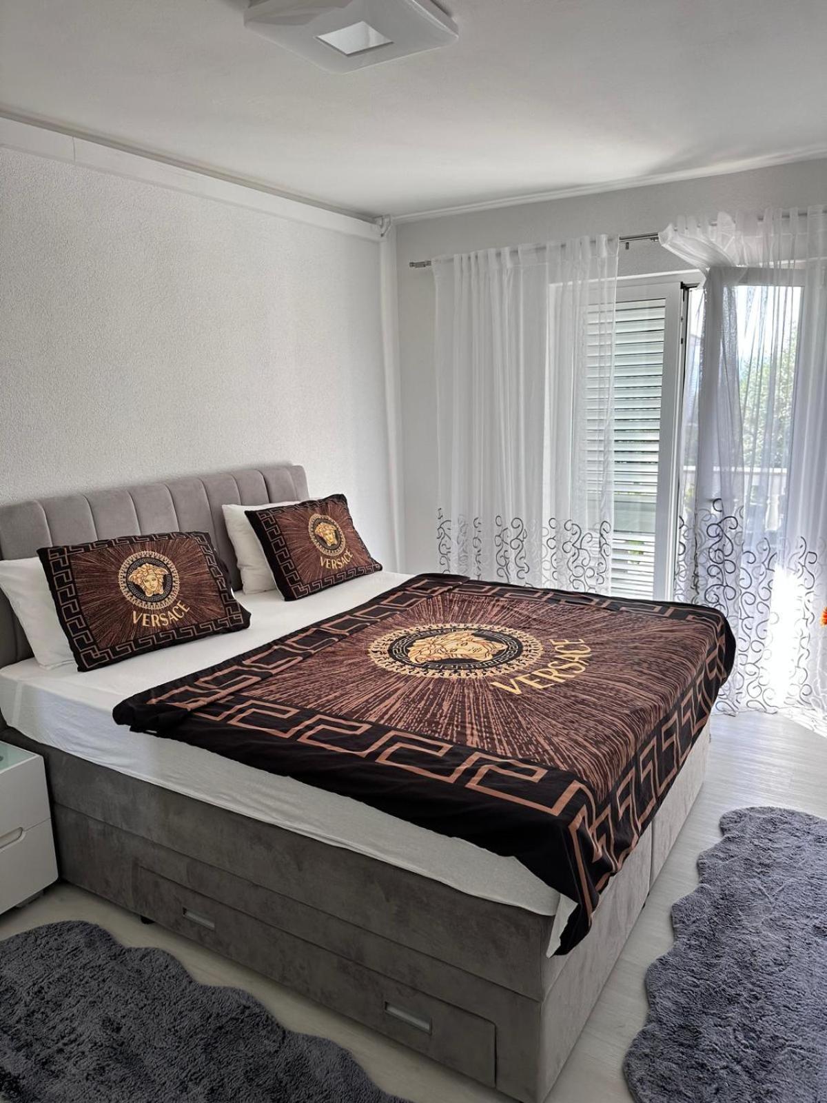 Apartmani Djurda كرك المظهر الخارجي الصورة