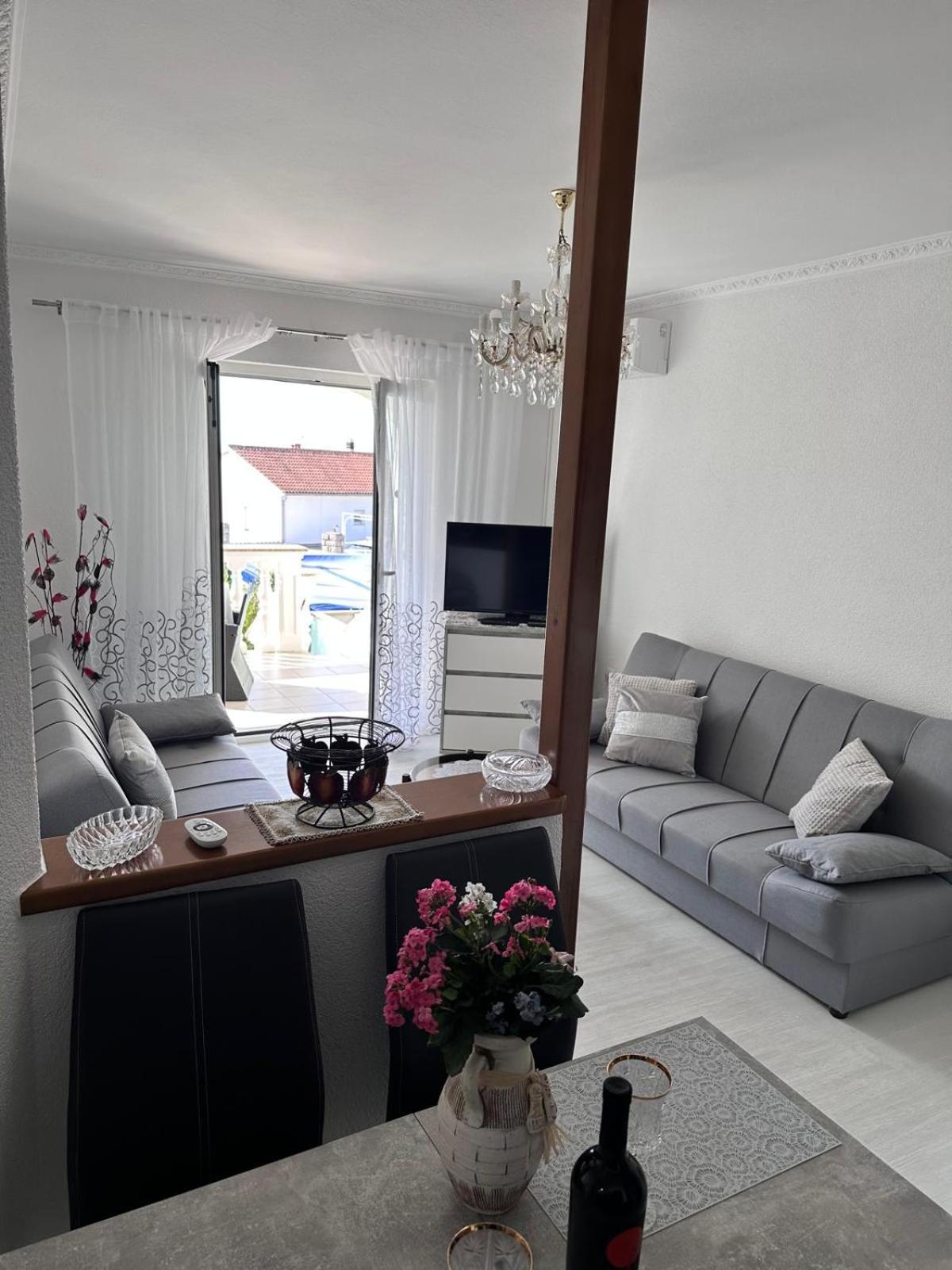 Apartmani Djurda كرك المظهر الخارجي الصورة