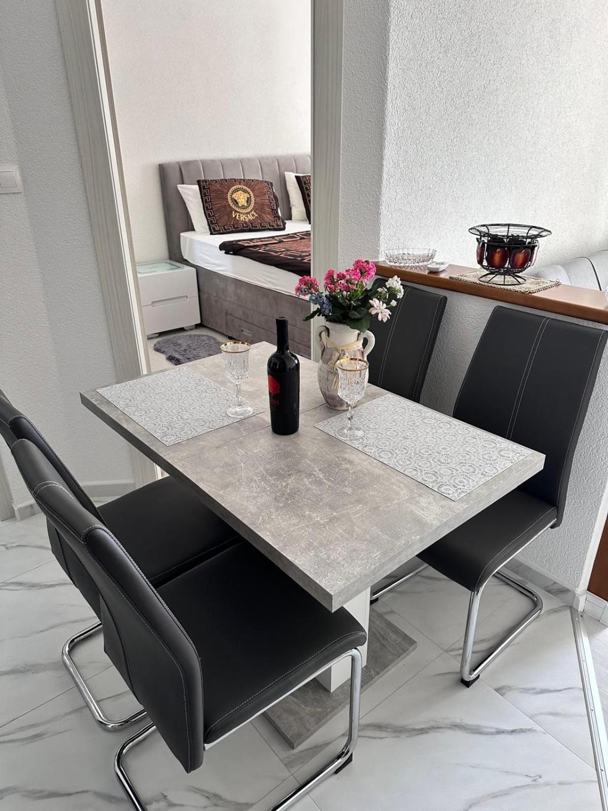 Apartmani Djurda كرك المظهر الخارجي الصورة